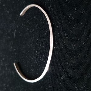 Silver Tone Thin Bracelet